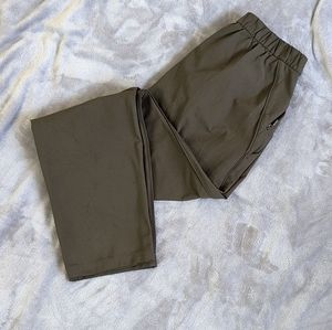 Lululemon Essential HR Trouser- Dark Olive